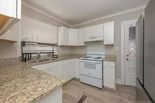 2201 N McMillan Ave, Lumberton, NC 28358 - Photo 8