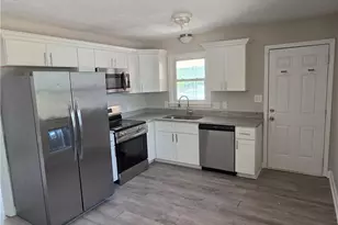 220 Cecil Ave, Spring Lake, NC 28390 - Photo 8