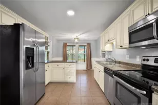 7030 Trevor Ln, Fayetteville, NC 28314 - Photo 10