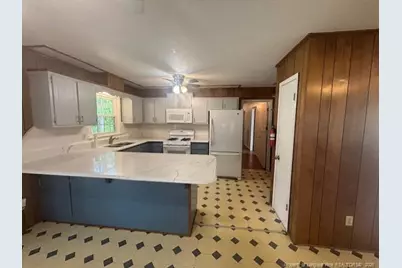 6470 Freeport Road, Fayetteville, NC 28303 - Photo 16