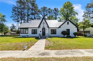 203 Trinity St, Fairmont, NC 28340 - Photo 1
