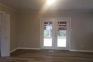 1939 Ashton Rd, Fayetteville, NC 28304 - Photo 2