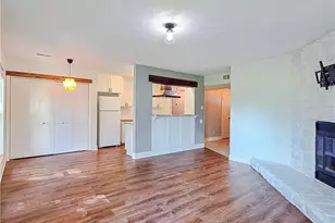 4305 Falls Dr, Hope Mills, NC 28348 - Photo 10