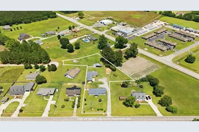 112 Rennert Road, Lumberton, NC 28360 - Photo 4