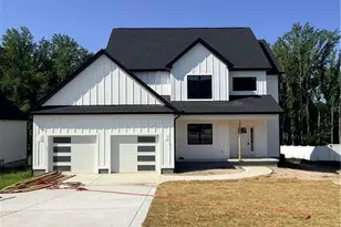 416 Stable Ct, Linden, NC 28305 - Photo 2