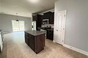260 Trenton Pl, Cameron, NC 28326 - Photo 10