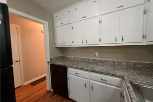 1905 White St, Fayetteville, NC 28305 - Photo 4