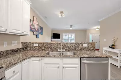 913 Cora Lee Drive, Fayetteville, NC 28303 - Photo 10