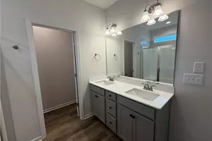 591 Ashley Hts Dr, Aberdeen, NC 28315 - Photo 10