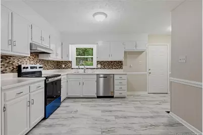 1712 Valley Ridge Drive, Fayetteville, NC 28303 - Photo 16