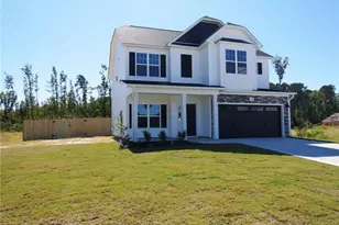 1149 Hedgewood Dr, Hope Mills, NC 28348 - Photo 4