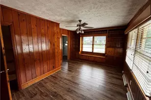 704 W 27th St, Lumberton, NC 28358 - Photo 8