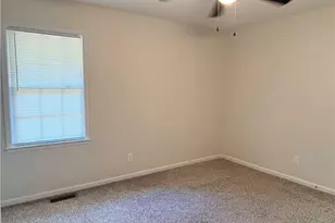 1944 Westhill Dr, Fayetteville, NC 28304 - Photo 10