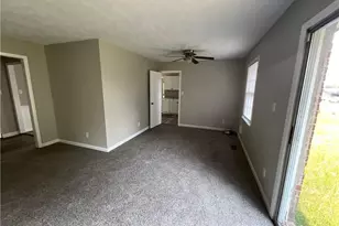 1365 Greenock Ave, Fayetteville, NC 28304 - Photo 8