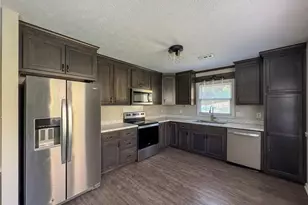 2582 Gotts Ln, Fayetteville, NC 28306 - Photo 6