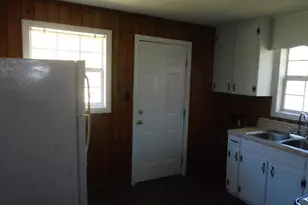 324 Old Shaw Rd, Fayetteville, NC 28304 - Photo 6