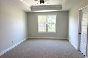 347 Thorntons Creek Dr, Erwin, NC 28339 - Photo 8