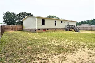 3927 McKethan St, Wade, NC 28395 - Photo 20