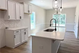 380 Thorntons Creek Dr, Erwin, NC 28339 - Photo 8