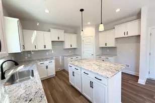 324 Brickendon Ln, Raeford, NC 28376 - Photo 4