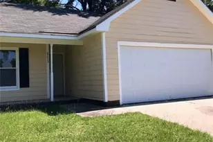 6233 Rhemish Dr, Fayetteville, NC 28304 - Photo 2