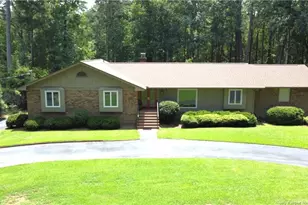 607 Pineknoll Dr, Sanford, NC 27330 - Photo 2