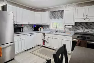 607 Pineknoll Dr, Sanford, NC 27330 - Photo 40