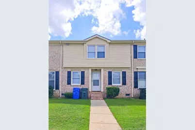 406 Kirkcaldy Court, Fayetteville, NC 28314 - Photo 2