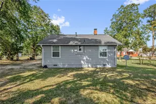 507 5th St, Pembroke, NC 28372 - Photo 24