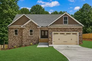 62 Ponchartrain St, Fuquay Varina, NC 27526 - Photo 2