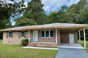 1175 Sand Hill Rd, Hope Mills, NC 28348 - Photo 1