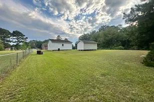 3715 Linden Rd, Linden, NC 28356 - Photo 14