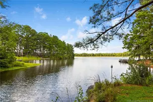 16401 Lakeshore Dr, Wagram, NC 28396 - Photo 2