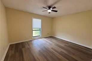 1422 Tangora Ln, Fayetteville, NC 28304 - Photo 8