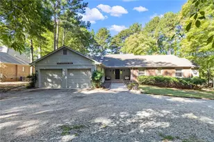 1903 Wedgewood Dr, Sanford, NC 27332 - Photo 2