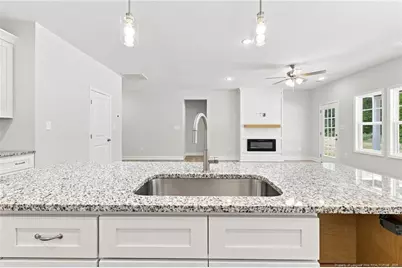 211 E 7th Avenue, Raeford, NC 28376 - Photo 12