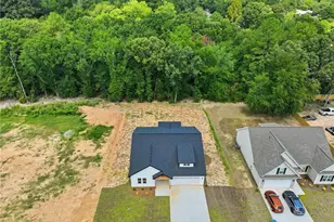 211 E 7th Ave, Raeford, NC 28376 - Photo 40