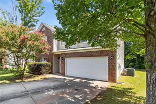 16 Brafferton Ct, Sanford, NC 27330 - Photo 4