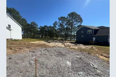 617 Watauga Lane, Aberdeen, NC 28315 - Photo 2