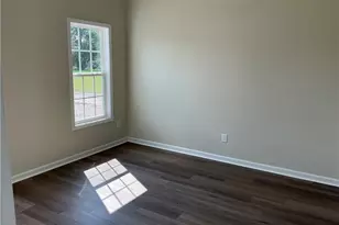 123 Velton St, Lumberton, NC 28358 - Photo 8