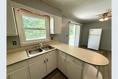 581 N Reilly Road, Fayetteville, NC 28303 - Photo 18