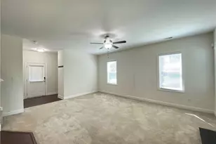72 Wildlife Bridge Ct, Spring Lake, NC 28390 - Photo 4