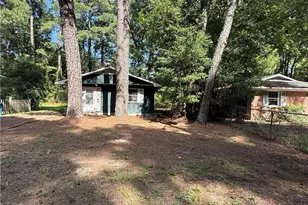 754 Marsh St, Fayetteville, NC 28301 - Photo 2