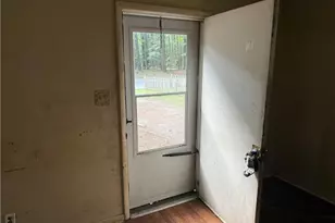 754 Marsh St, Fayetteville, NC 28301 - Photo 4