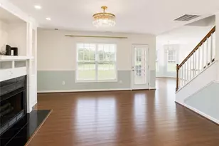 1918 Sunshine Ct, Hope Mills, NC 28348 - Photo 10