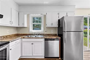 513 Platinum St, Fayetteville, NC 28311 - Photo 10