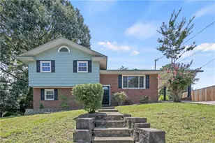 1440 Marlborough Rd, Fayetteville, NC 28304 - Photo 1