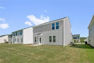 17 W Emily Gardens Dr, Selma, NC 27576 - Photo 2