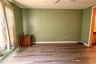 427 Lark Ave, Lumberton, NC 28358 - Photo 12