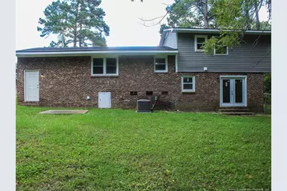 2406 W Brinkley Drive, Spring Lake, NC 28390 - Photo 34